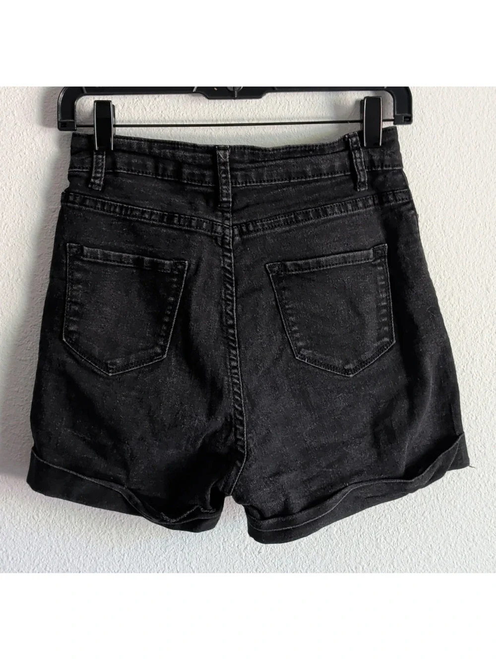 Bobbie Brooks Denim ShortsDark Wash Pockets Cuffed Size 9/10